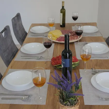 Providenca Apartment *